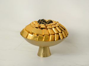 Round Hammed Bowl With Stand
