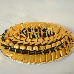 Oval Tray With Handle